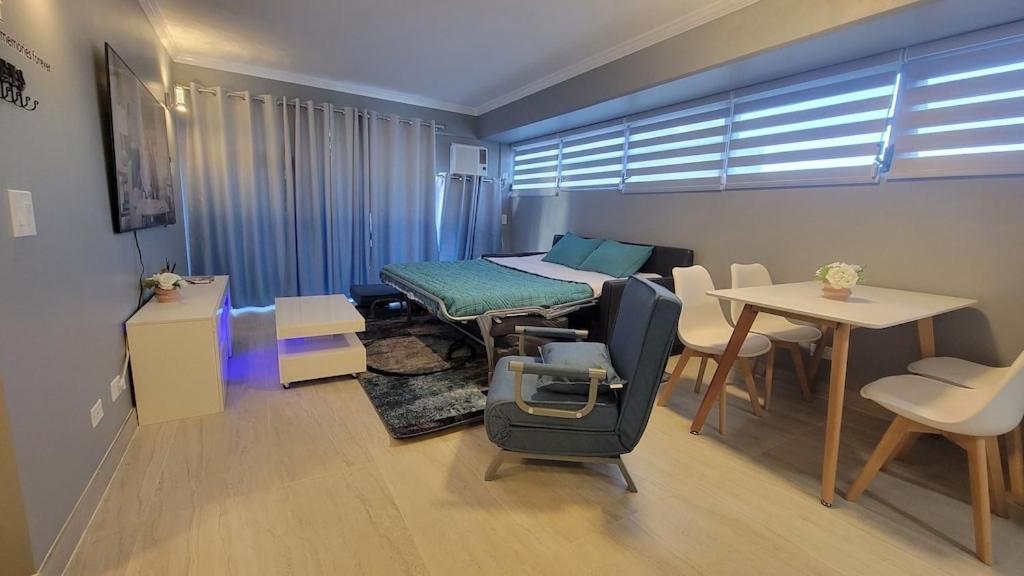 Waikiki Condo 2 Bedrooms 2 Bathrooms With 1 Free Parking Space 호놀룰루 외부 사진