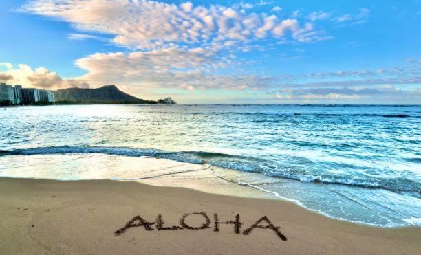 Waikiki Condo 2 Bedrooms 2 Bathrooms With 1 Free Parking Space 호놀룰루 외부 사진