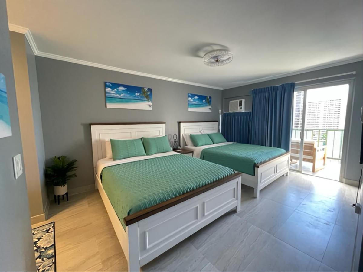 Waikiki Condo 2 Bedrooms 2 Bathrooms With 1 Free Parking Space 호놀룰루 외부 사진